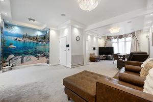 Photo 11- click for photo gallery